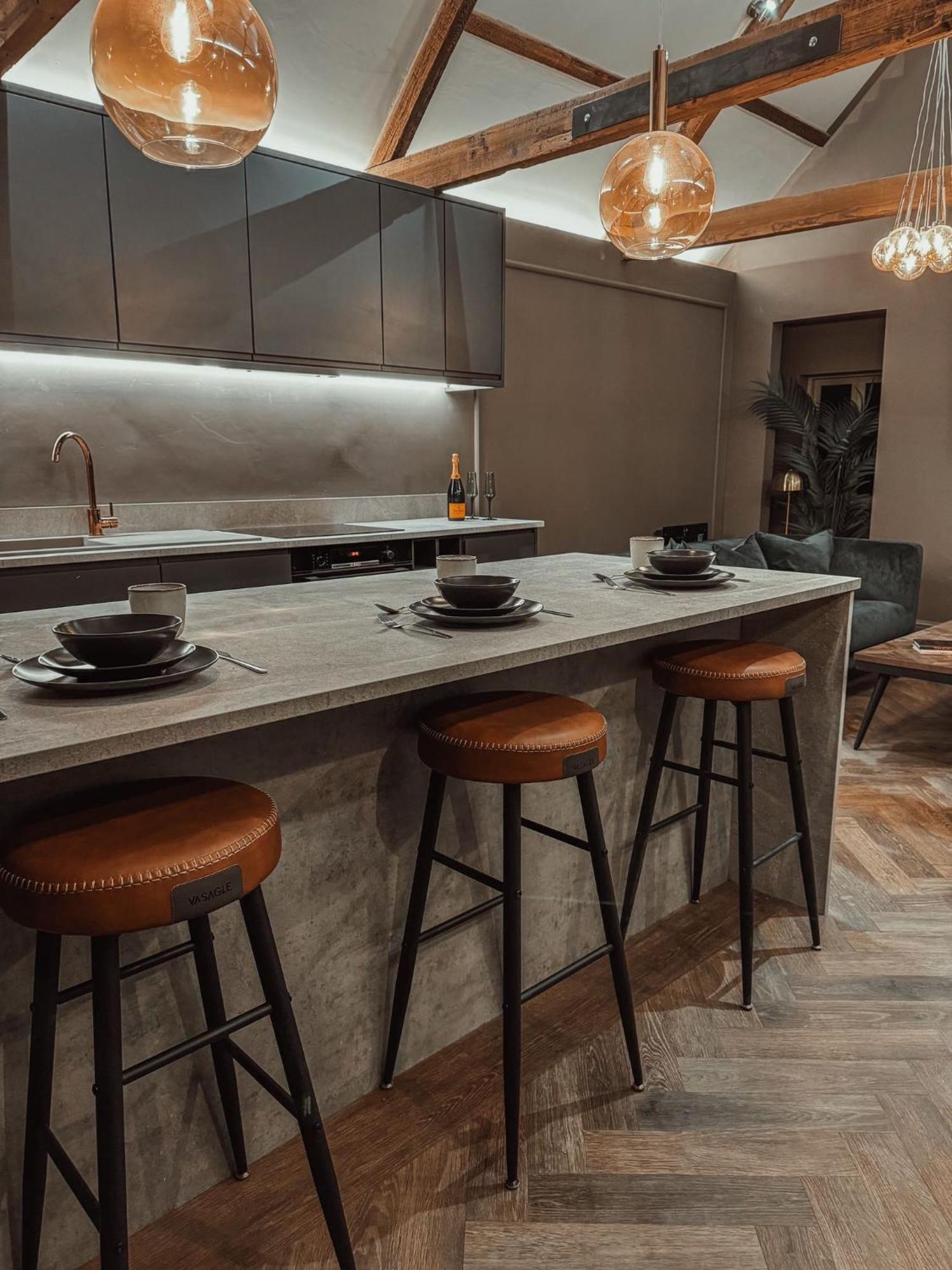 Magistrates Penthouse Suite - Town Centre Apartments With Spa Morpeth Dış mekan fotoğraf