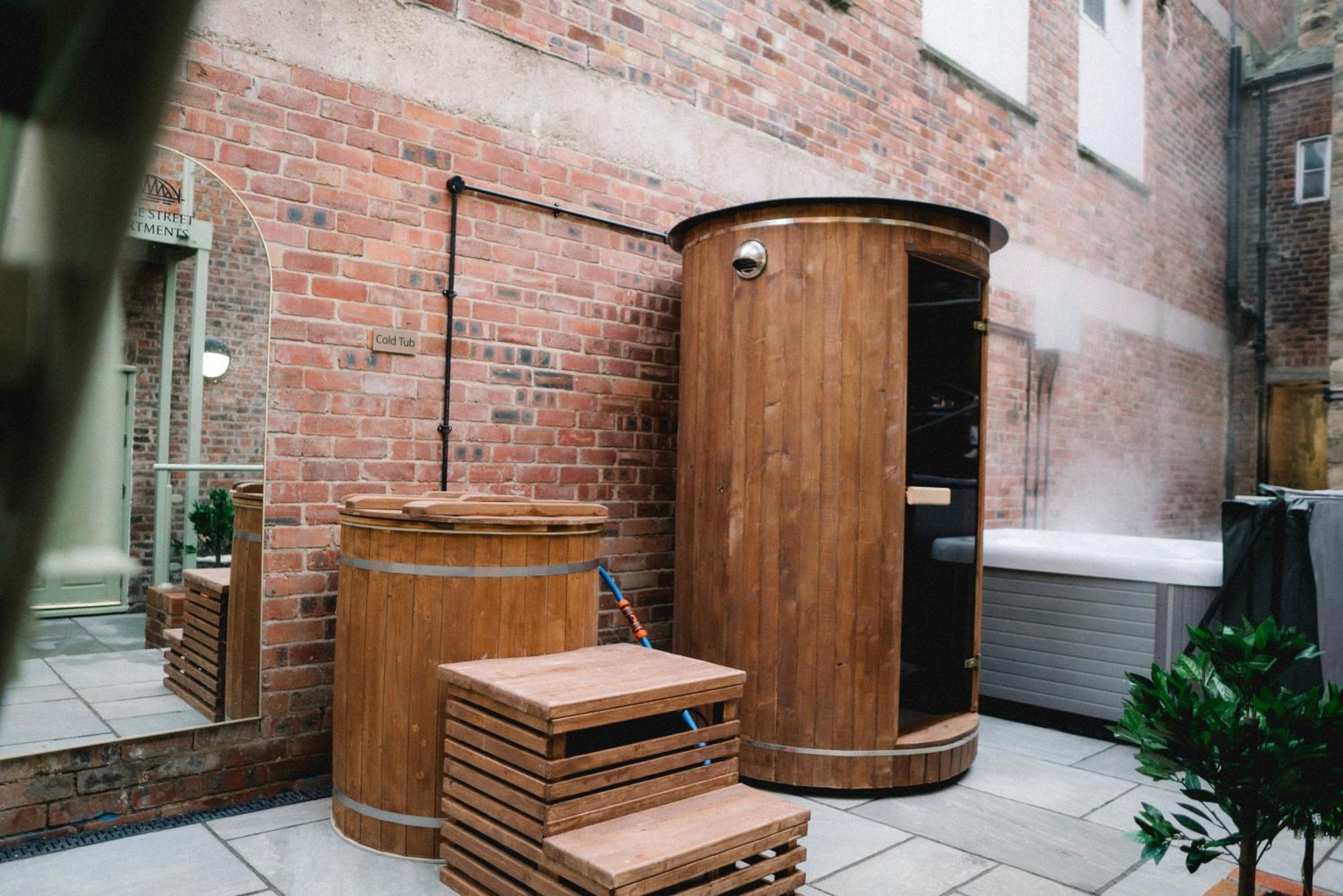 Magistrates Penthouse Suite - Town Centre Apartments With Spa Morpeth Dış mekan fotoğraf